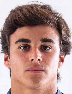 Carlos Álvarez