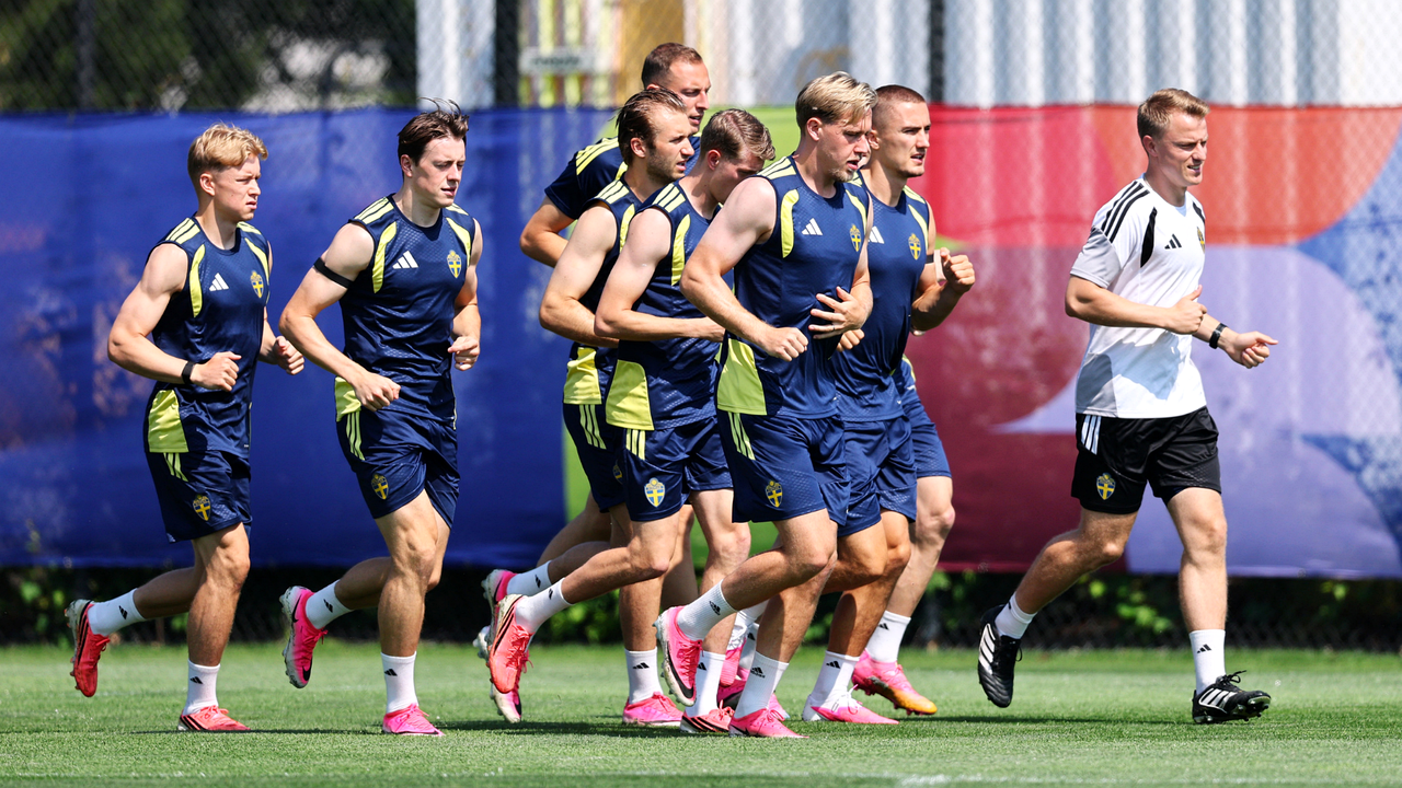 Deschamps' Humility Warning Gives France-Sweden a Sharper Edge