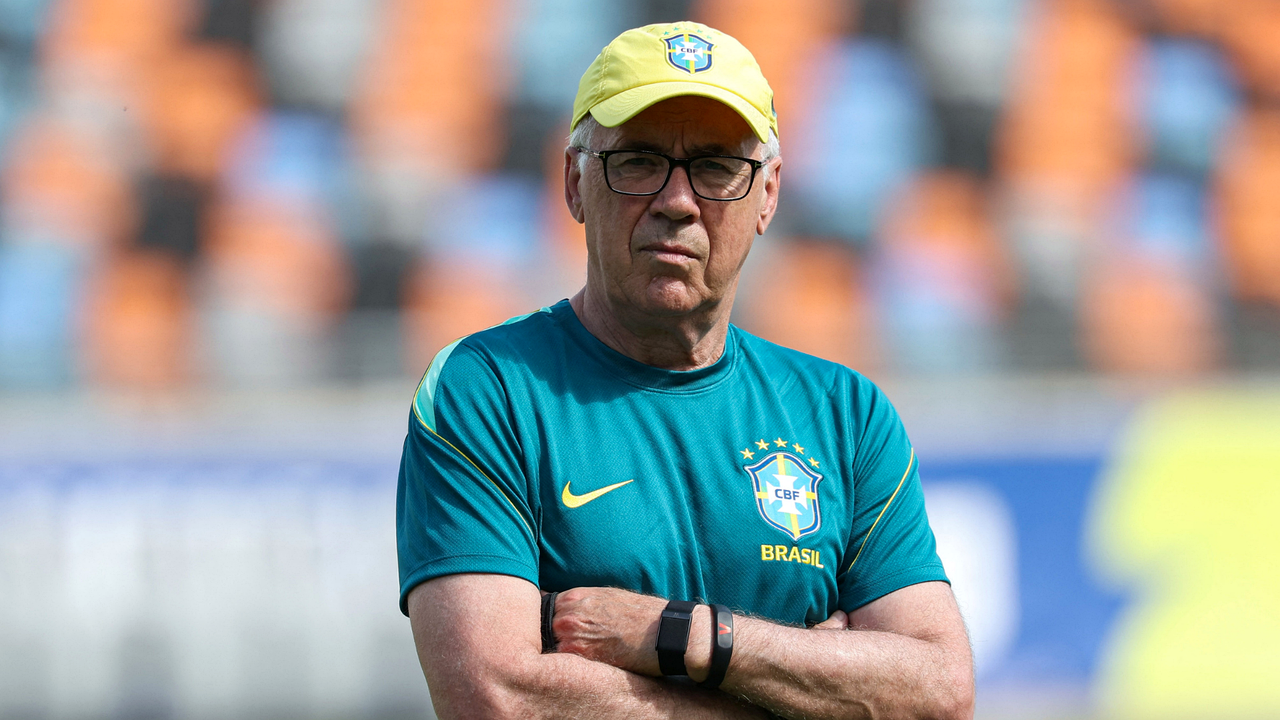 Favorites Board Tightens as Argentina Brazil Spain and France Enter Knockouts