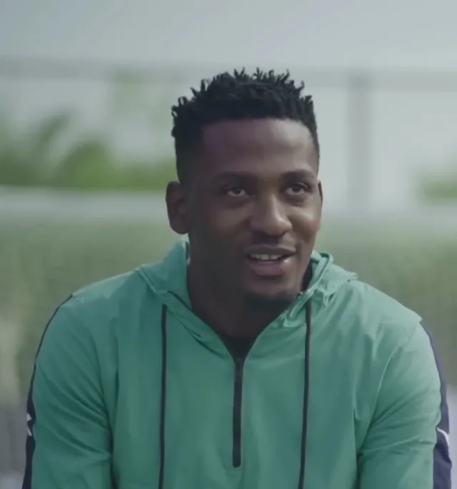 Junior Ajayi
