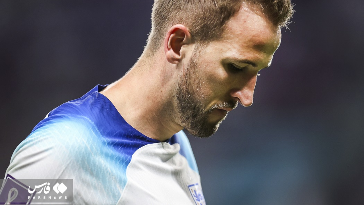 Harry Kane training with England
