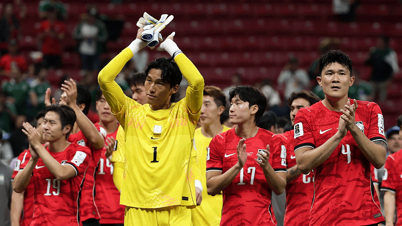 Korea’s Hong Exit Turns a Flat World Cup Into a Coaching Audit
