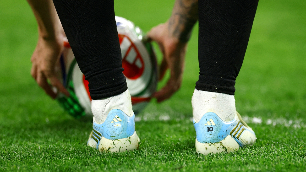 Korea's Hong Exit Turns a Flat World Cup Into a Coaching Audit
