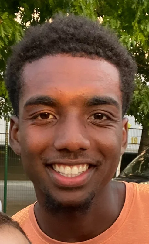 Logan Costa