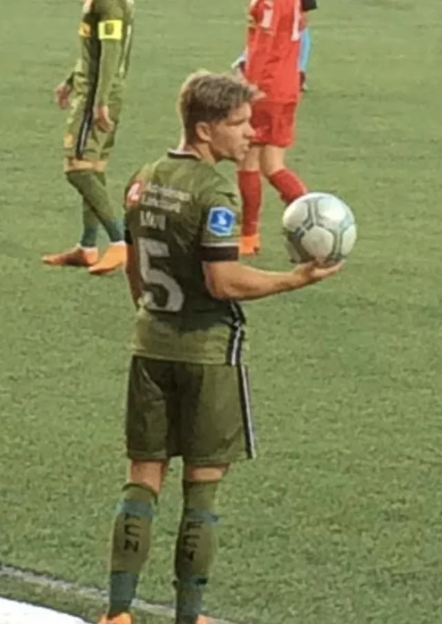 Mads Pedersen