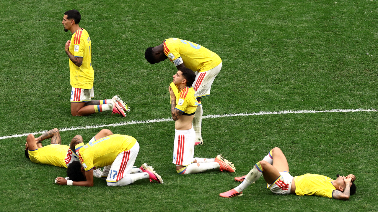Americas World Cup Collapse Leaves Argentina Carrying the Continent