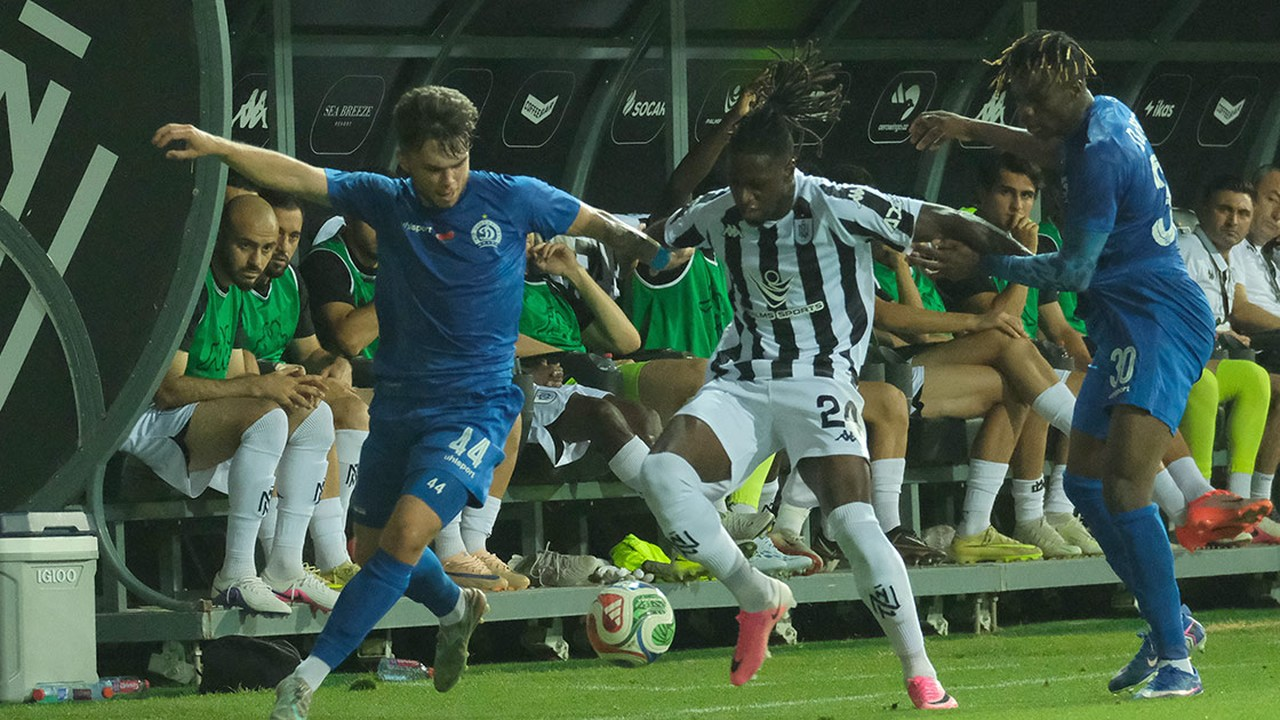 Dinamo Minsk erase a two-goal deficit to beat Neftchi 4-2