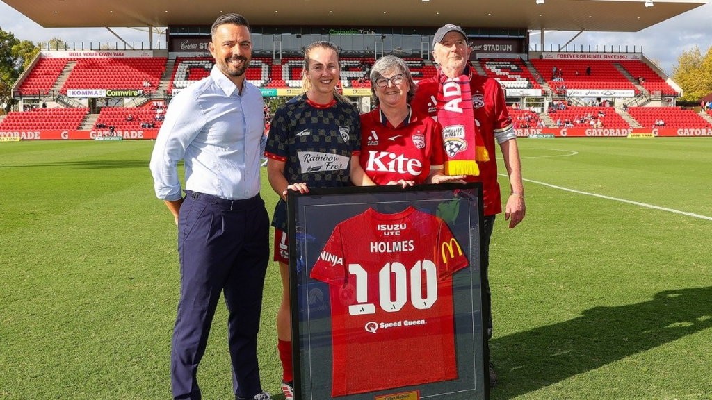 Dylan Holmes leaves Adelaide United for the FIFA Master postgraduate course