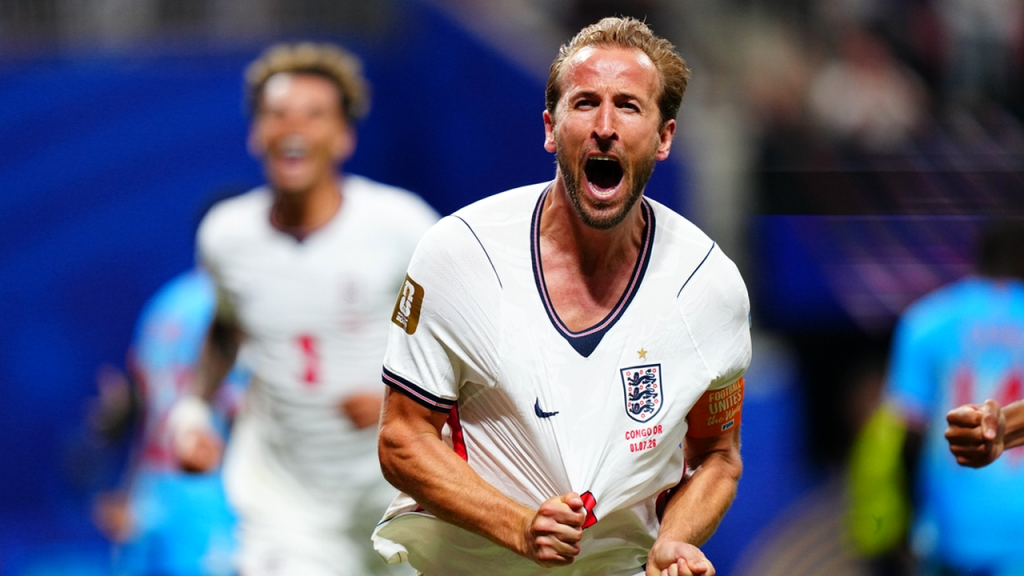 Kane Late Goals Give England a Mexico Test