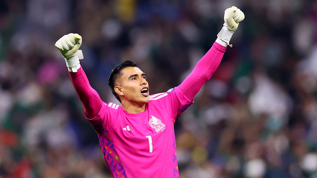 Mexico Predicted XI Puts Gimenez and Quinones in Attack