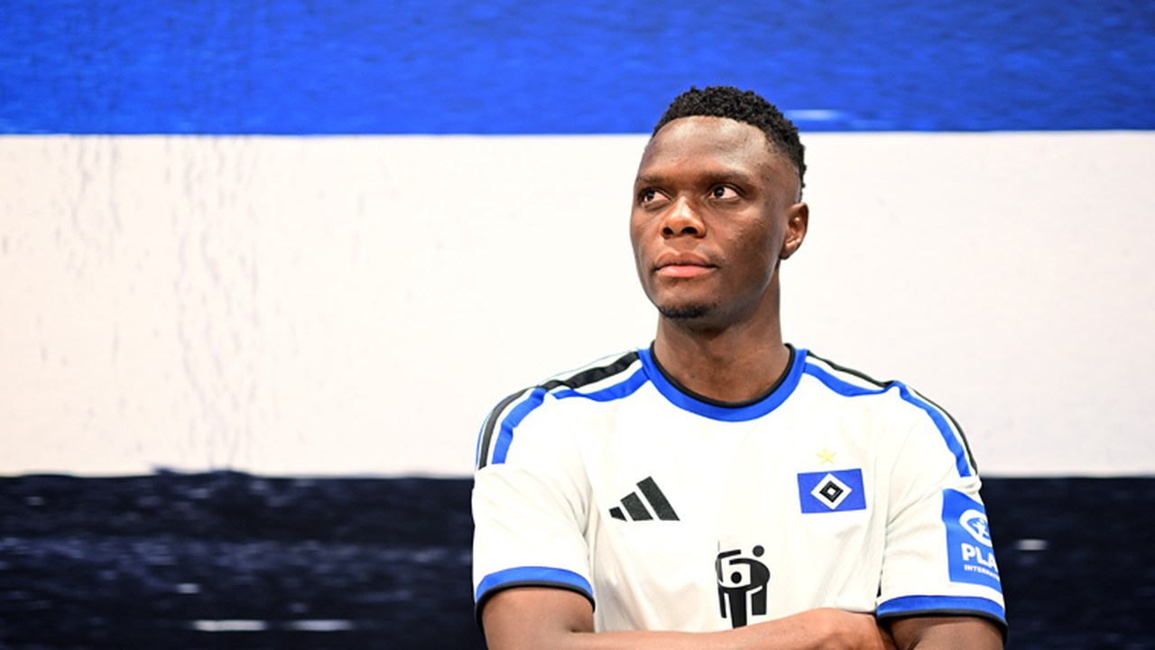Patson Daka joins Hamburg after five years with Leicester