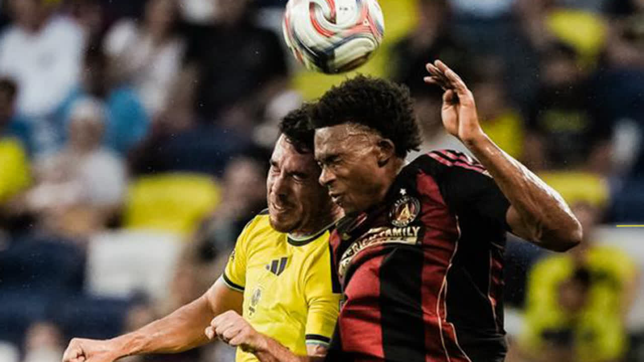 Nashville SC and Atlanta United players compete for a header