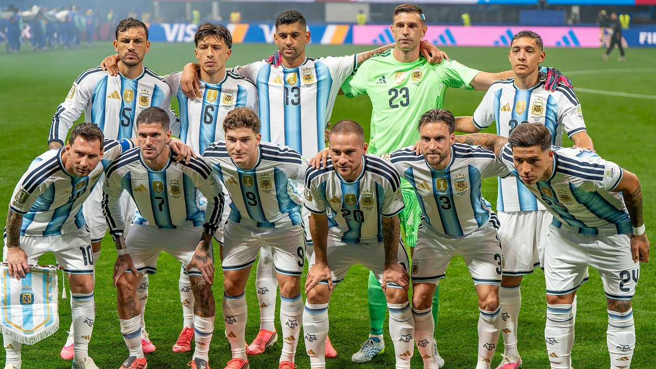 Argentina players pose for a team photograph at the 2026 World Cup