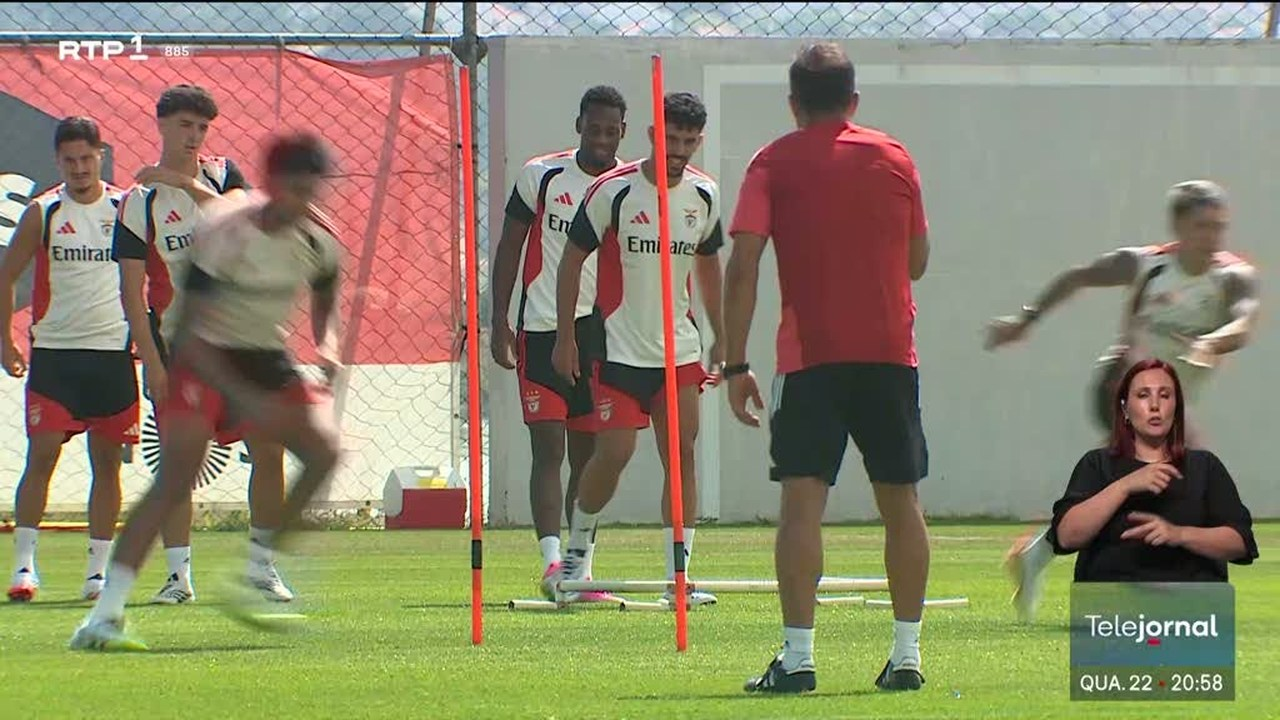 Benfica footballers train before the match against St Gallen