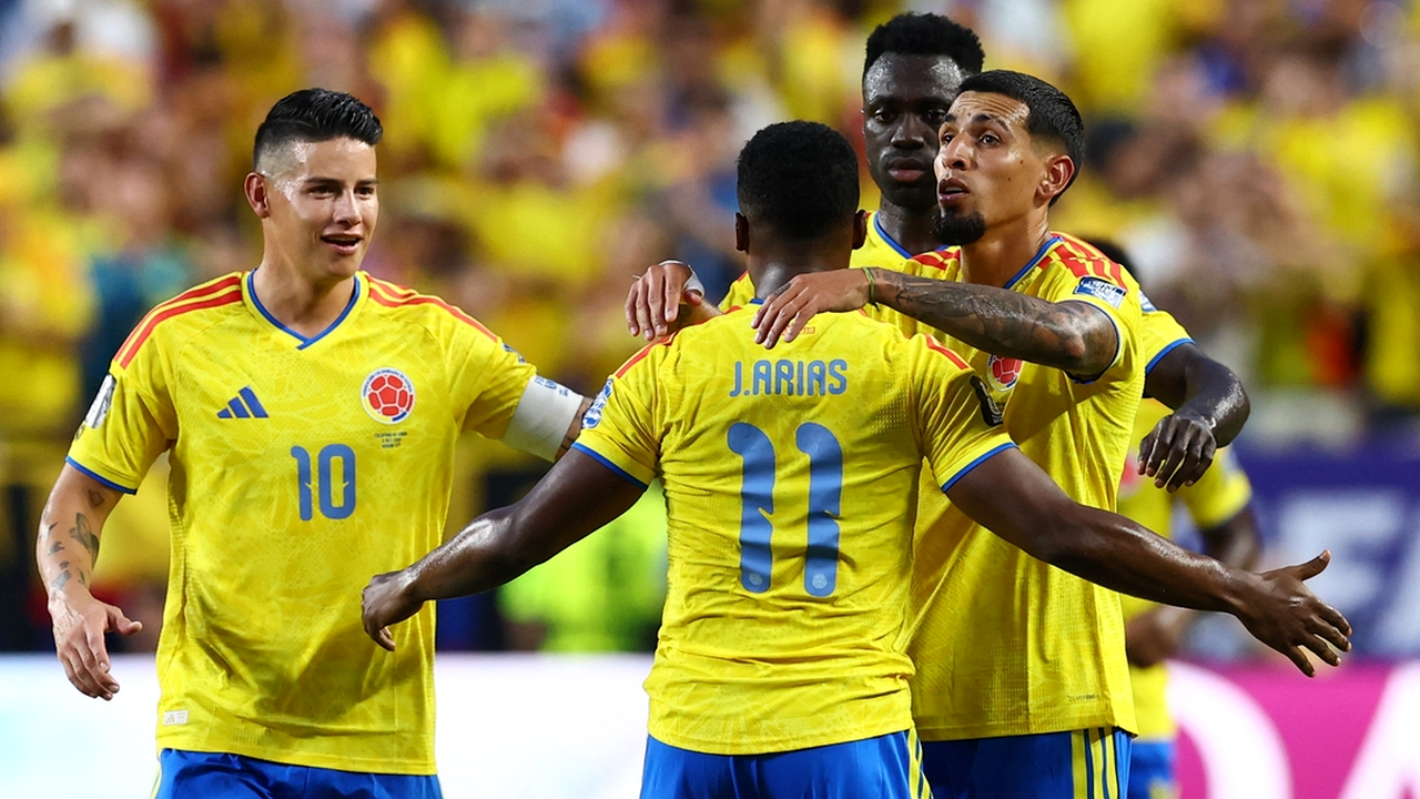 Colombia beat Ghana before Switzerland match