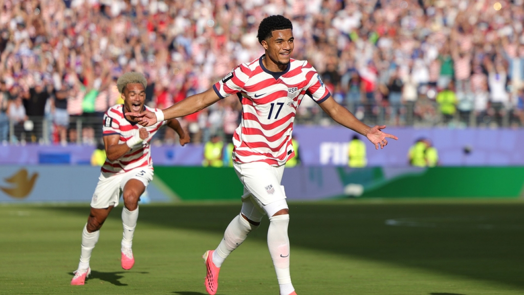 Ten-Man USA Find Belgium Plan After Balogun Red Card