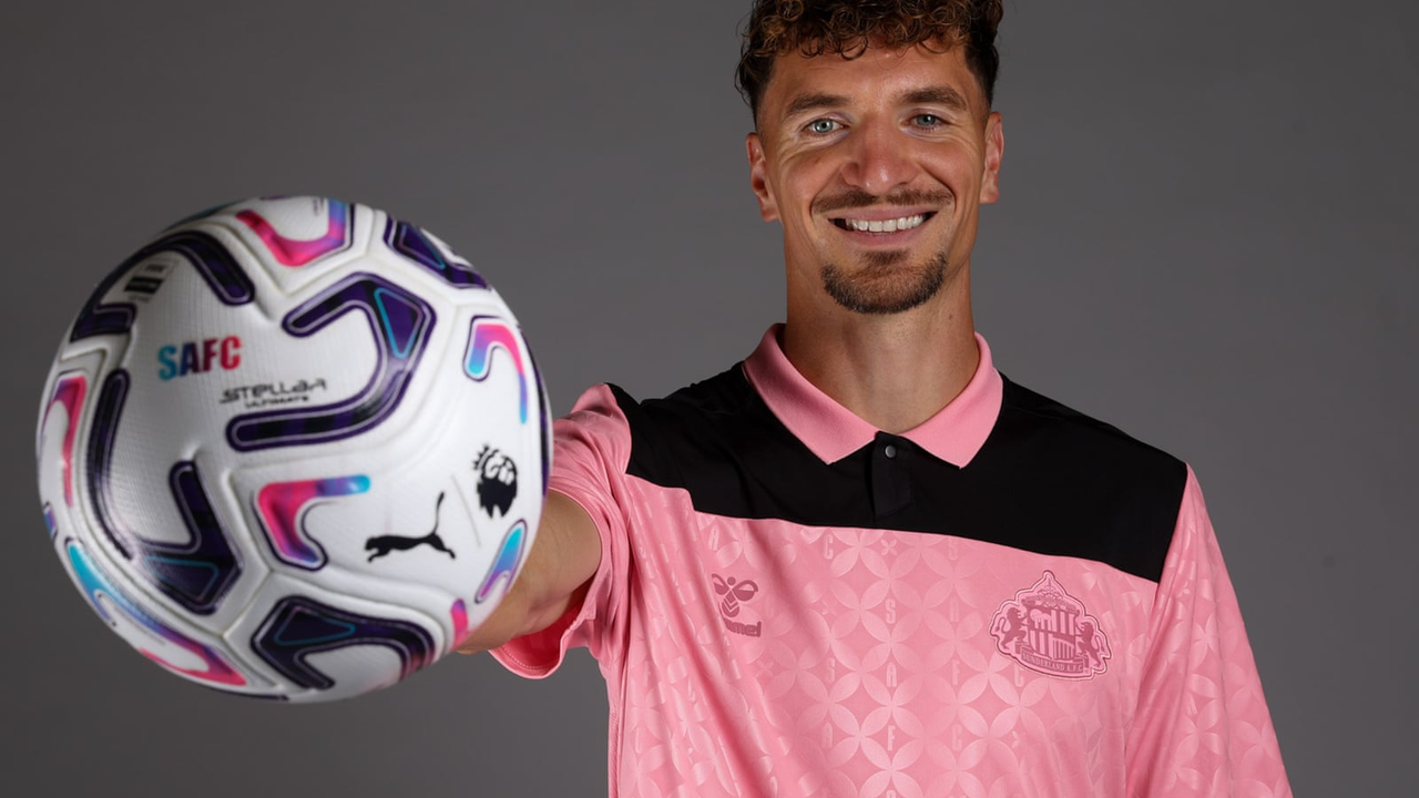 Thomas Meunier joins Sunderland on a two-year contract