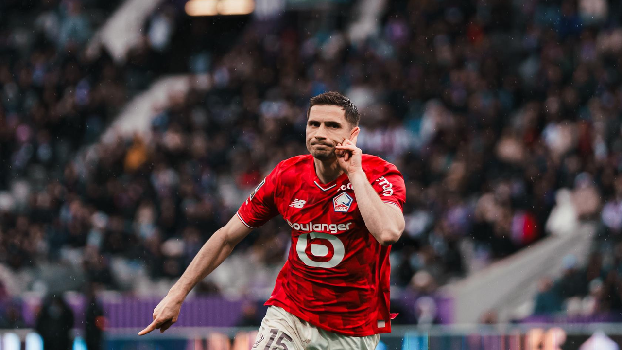 Thomas Meunier celebrating a goal for Lille during the 2025-26 season