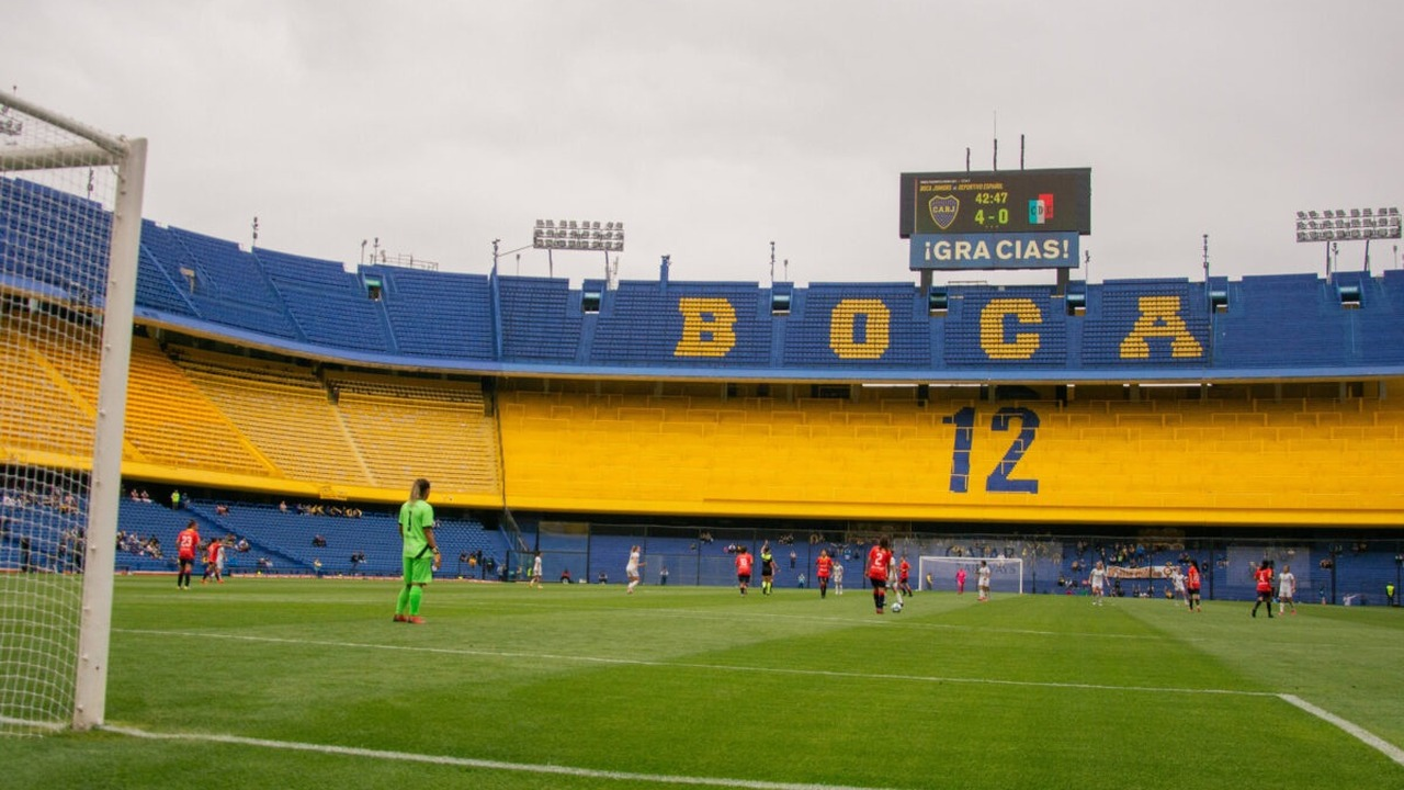 Supporters fill the stands at Boca Juniors stadium La Bombonera