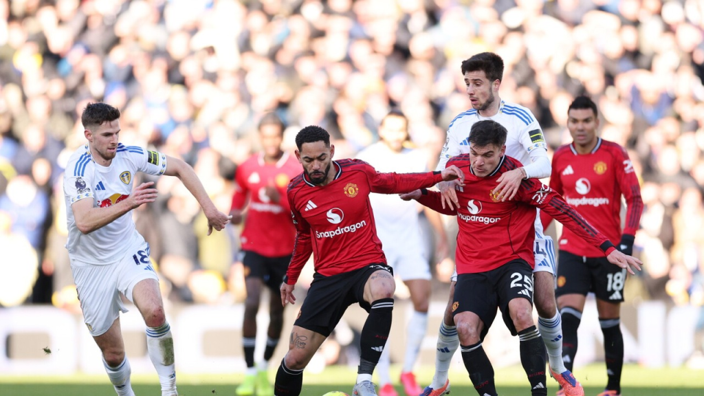 Manchester United and Leeds prepare for Croke Park friendly