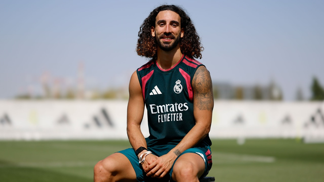 Marc Cucurella completes his first Real Madrid training session